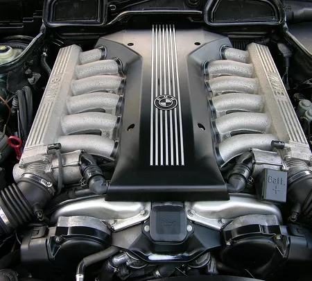 V12 engines BMW M70 / S70 / M73 / N73 / N74