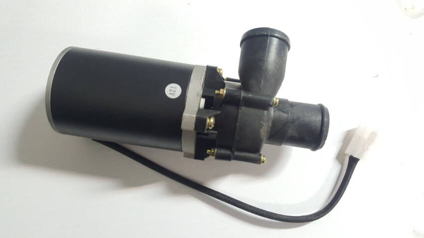 Elektryczna pompa wody 12V 83l/min