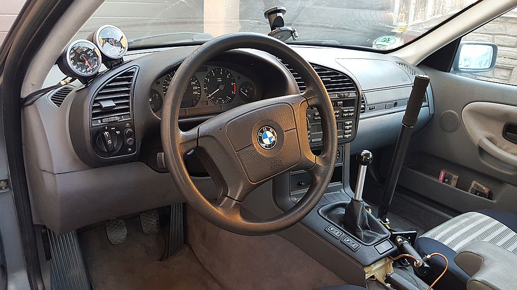 BMW E36 ultra short shifter adamat automat on manual conversion