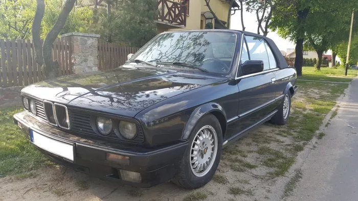 BMW E30 hardtop, swap silnika na M62B44… 